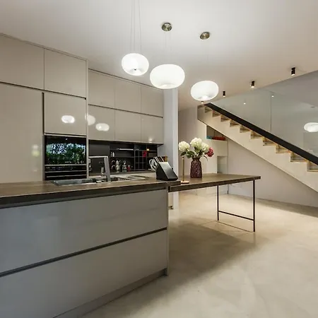 Flamingo 4br Retreat In Valamar By Pikhost